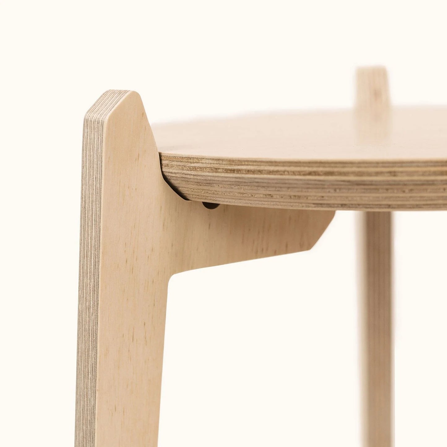 Japandi 8.5" Plant Stand 4" / Satin Birch