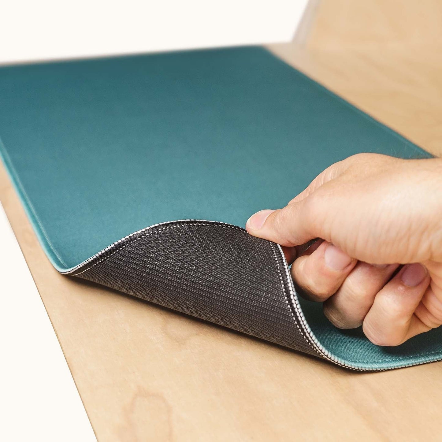 Desk Pad 31"