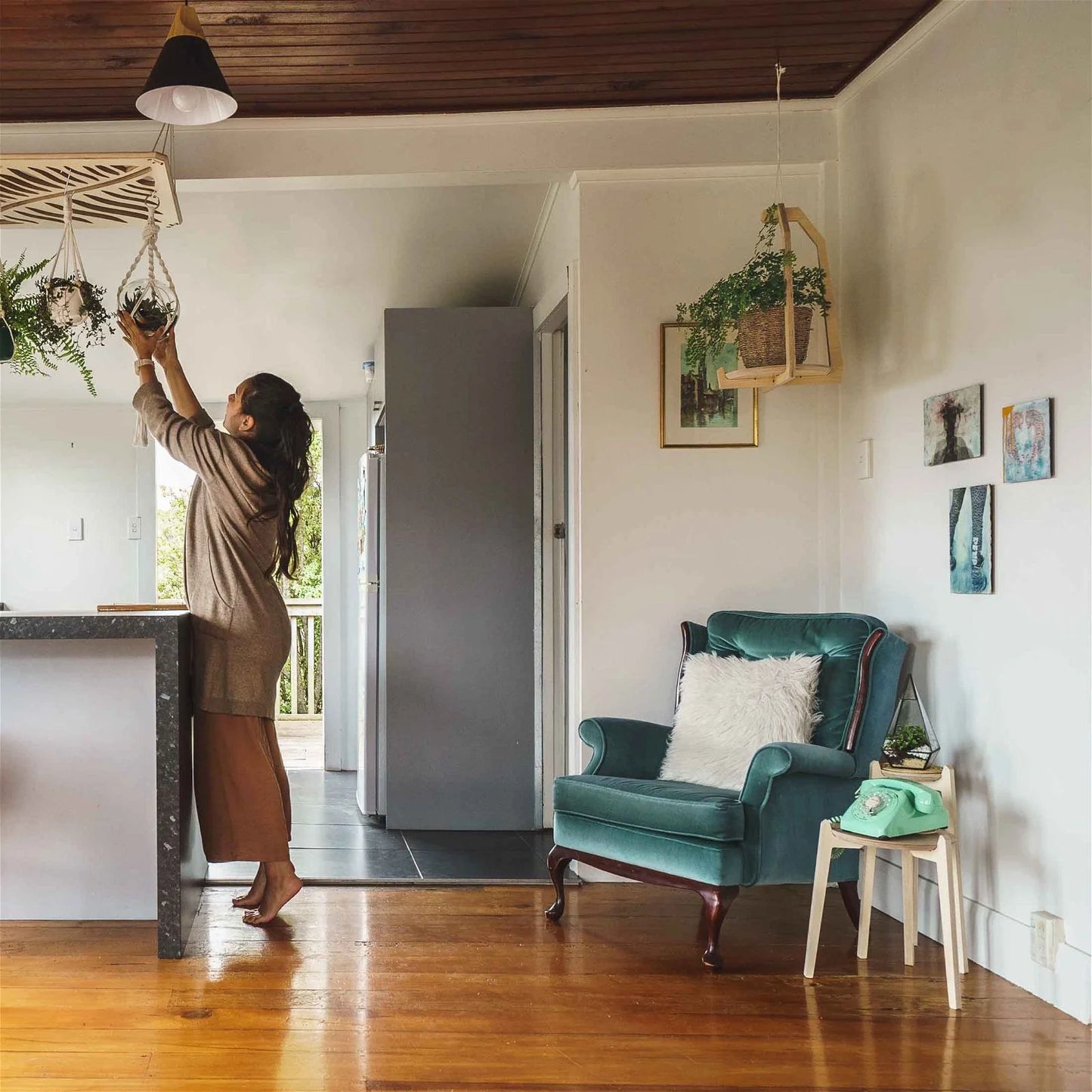 •Japandi Hanging Plant Stand