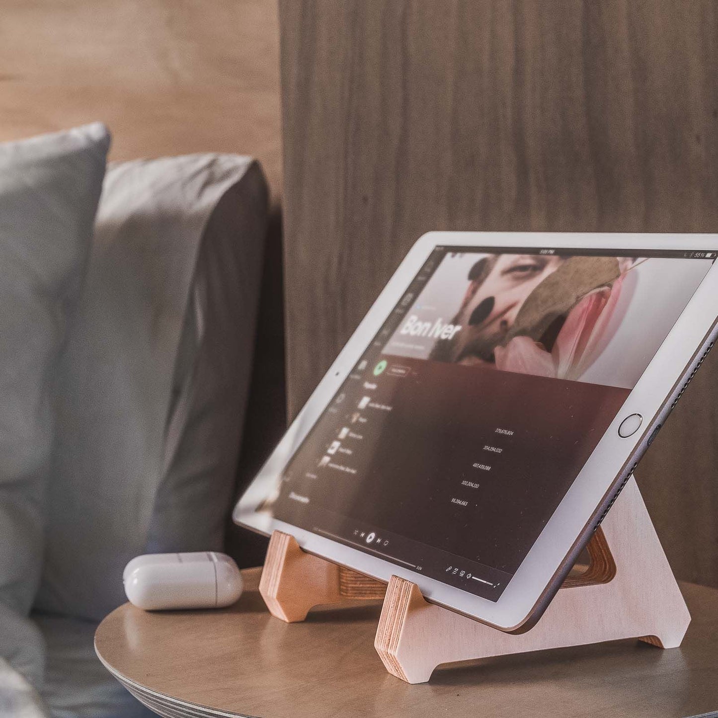 •Birch Tablet Stand